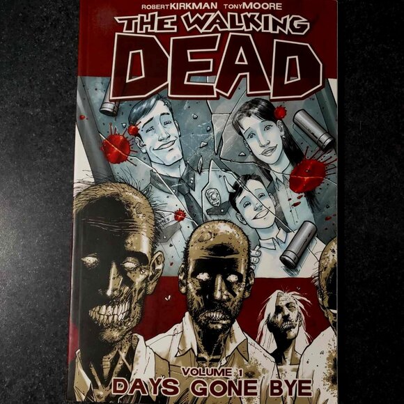 The Walking Dead Comic book - Picture 1 of 3
